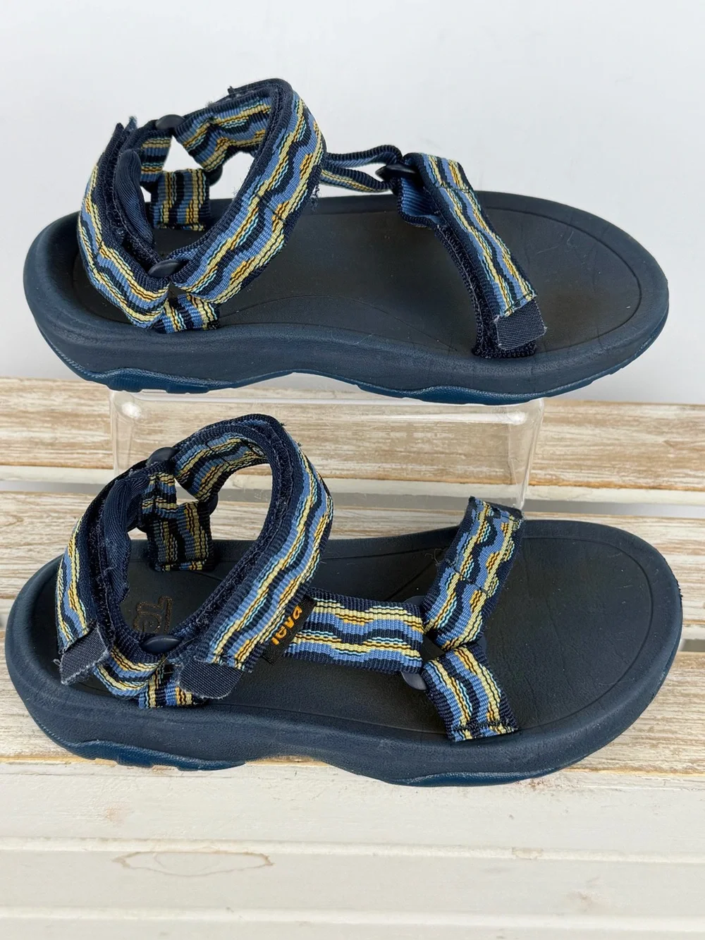 Teva Kid's Hurricane XLT 2 sandals blue yellow & black patterned straps size 12